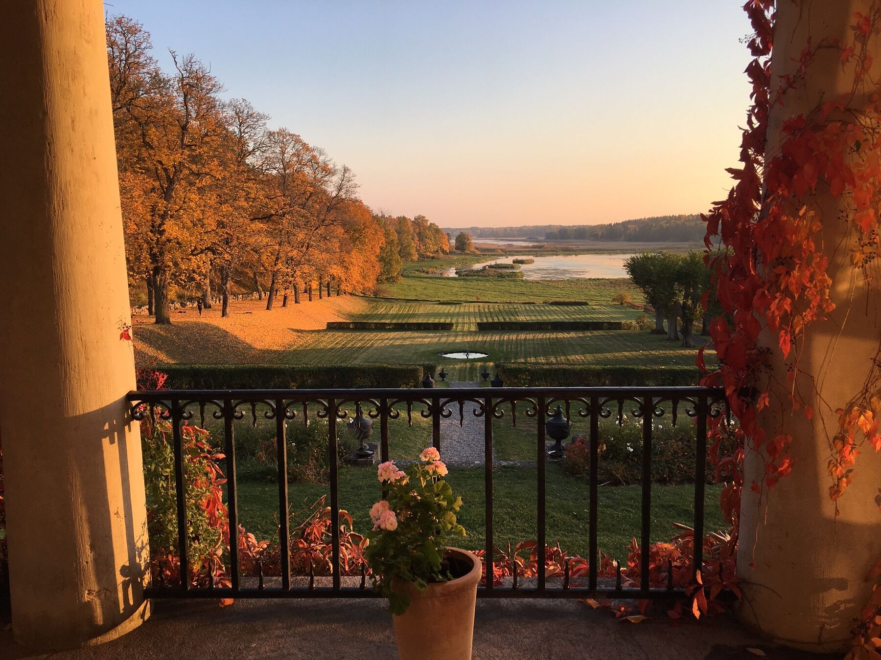 Tyst retreat på Frötuna Gård